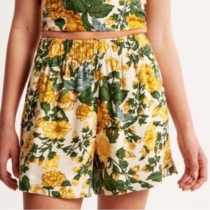 Abercrombie & Fitch Women's Linen Blend Shorts - XXL